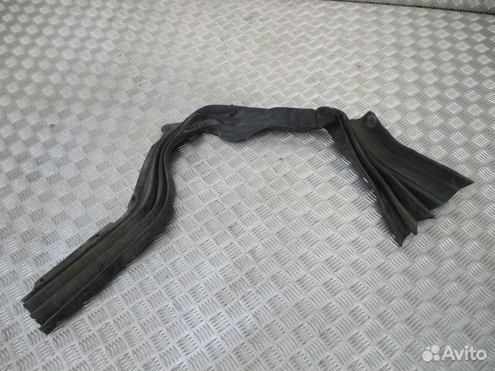 Противошумный экран левый Scania 1426059