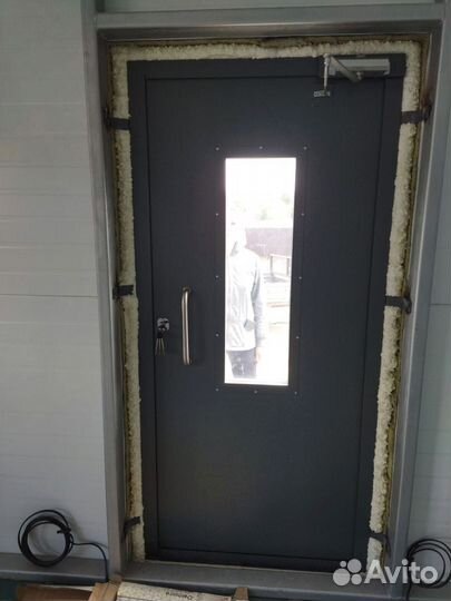 Металлические входные двери