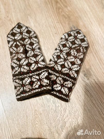 Варежки теплые женские
