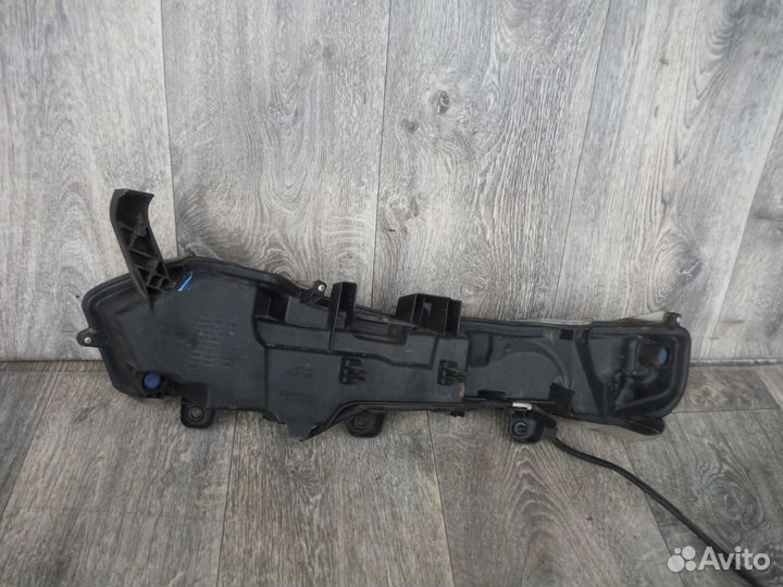 Дхо ходовой огонь правый №690 lexus NX 2015