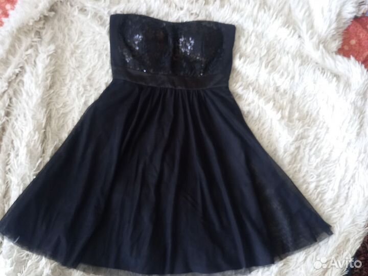 Вечернее платье