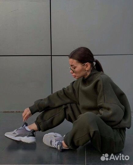 Спортивный костюм женский новый на флисе