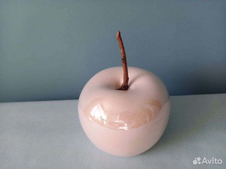 Статуэтка в стиле модерн