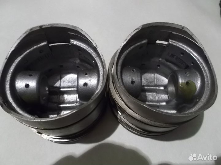 Продаю новую советскую поршневую на мотоцикл Урал