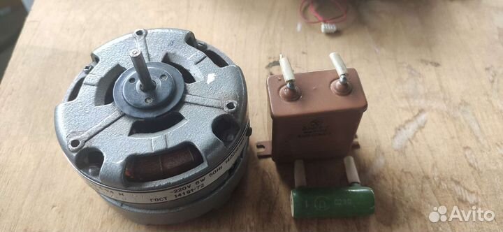 Двигатель для магнитофона