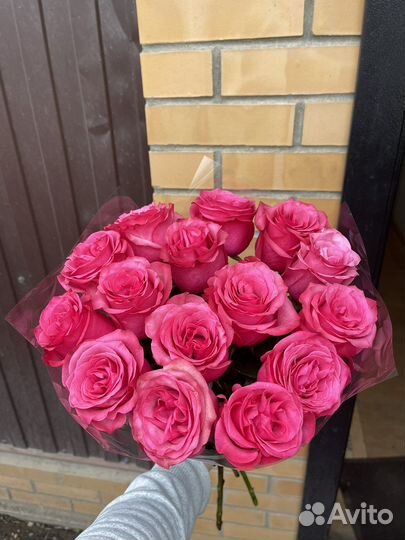 Розы с Доставкой и Букет Цветов