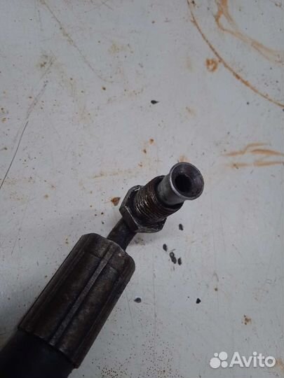 Трубка гур mercedes w124 e klass мерседес 124