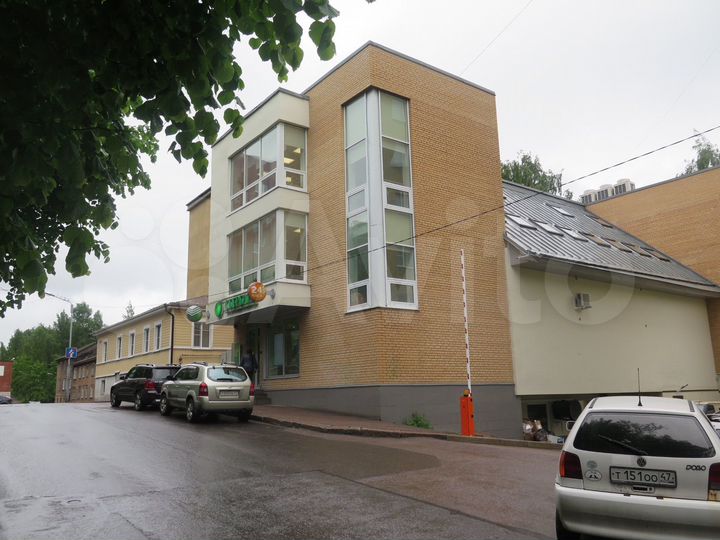 Помещение 1 этаж и кабинеты 2 этаж