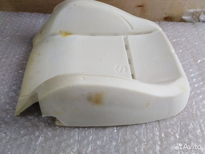 Подушка спинки сиденья передняя правая Opel Astra