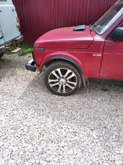 R18 Kormoran Snow 235/45, PCD 5x105 DIA 15