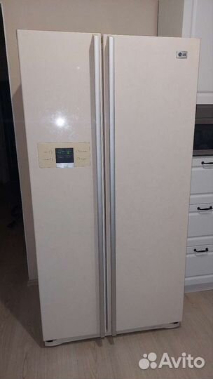 Холодильник LG
