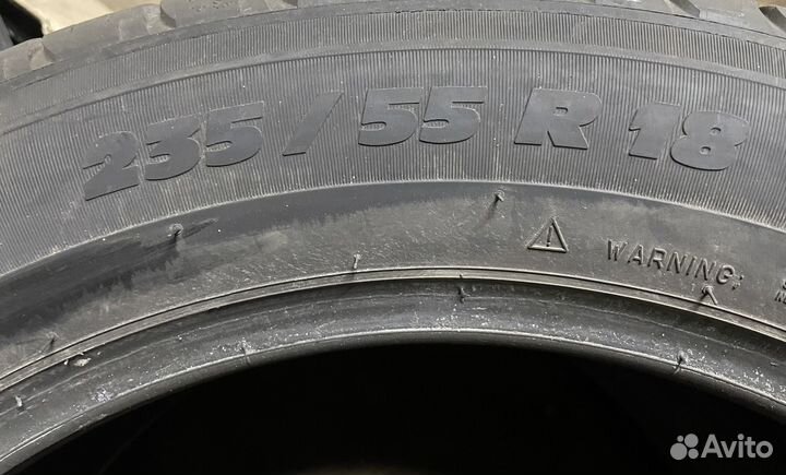 Michelin Latitude Tour HP 235/55 R18