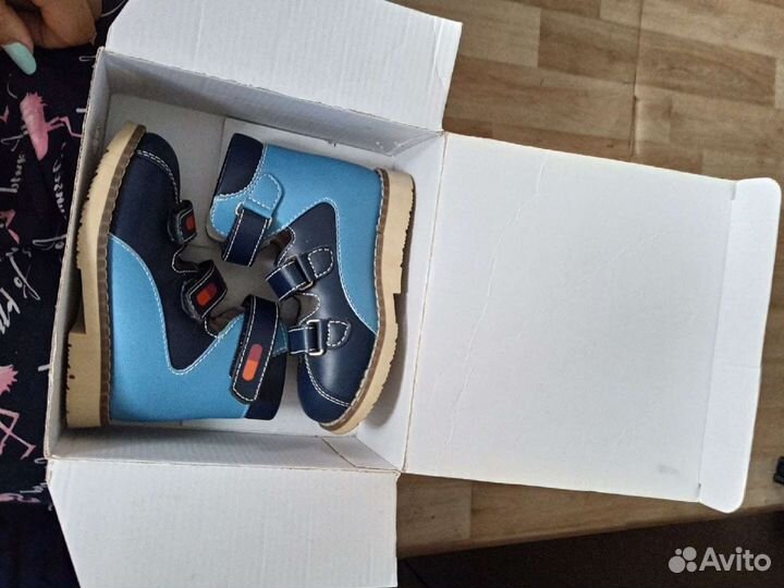 Ортопедические сандали новые