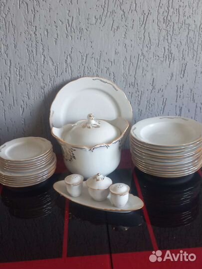 Сервиз столовый «белая золота»