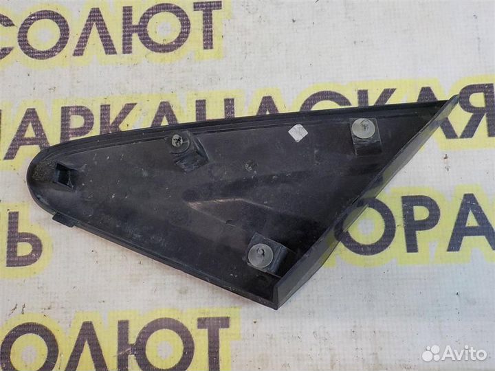 Накладка зеркала правого Honda Civic 5D viii 2006