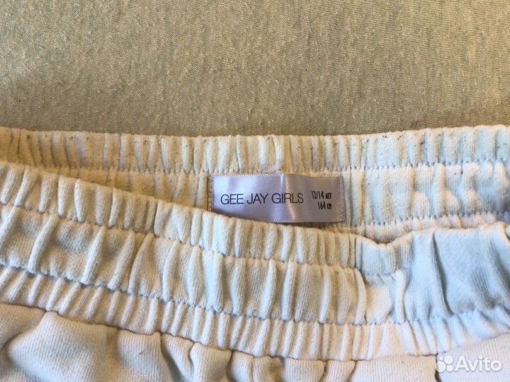 Шорты женские белые