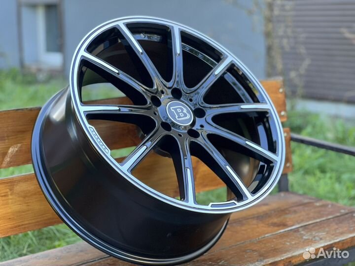 Разноширокие диски Brabus r22 5x112 10/11.5j