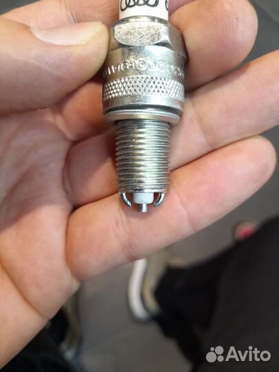 Свечи зажикания VAG 101000026AA