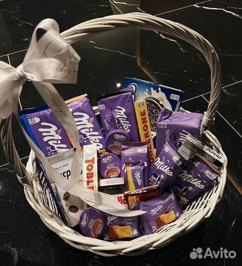 Корзина сладостей Милка