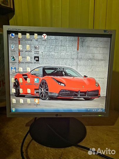 Монитор LG Flatron L1750SQ