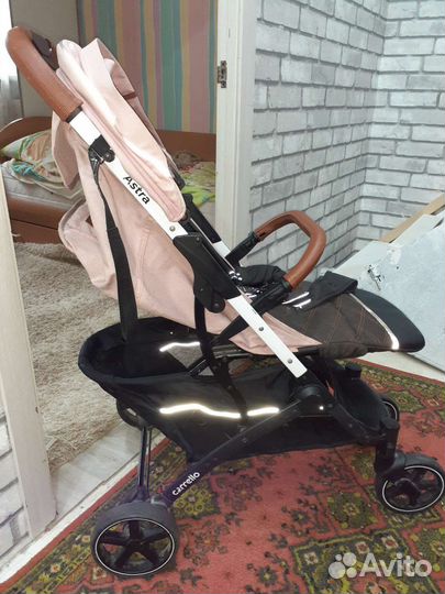 Прогулочная коляска capella astra