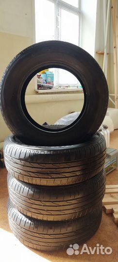 Bridgestone Dueler H/P Sport 215/65 R16