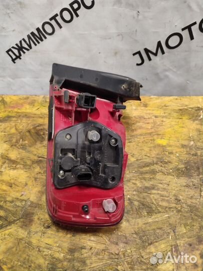 Фонарь левый Audi A4 B8 LED