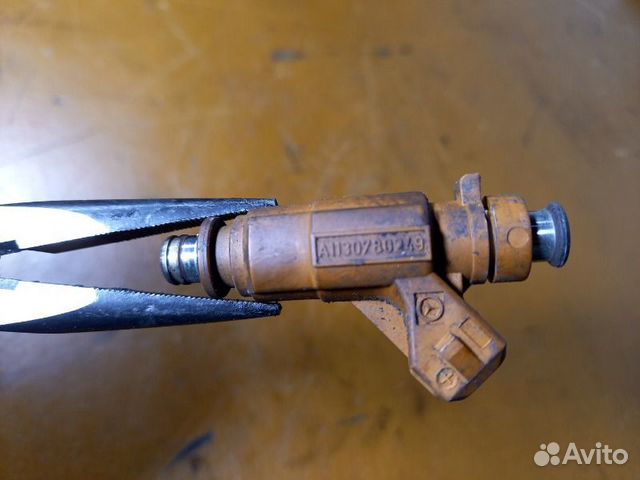 Форсунка Mercedes S-Class W220 M113 5.0 I 2002