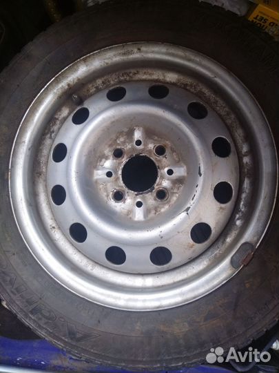 Yokohama Y402B 175/65 R14 82T