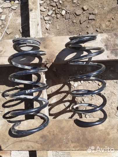 Пружина задняя Opel Corsa