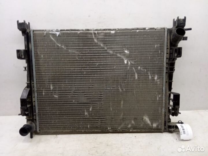 Радиатор охлаждения Renault Logan 2 2014