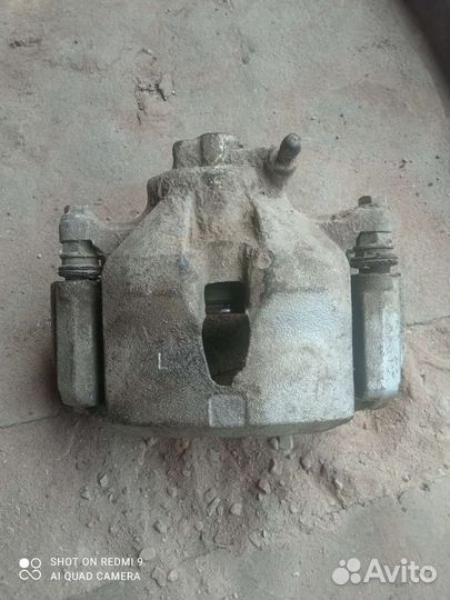 Суппорт тормозной передний на камри 30