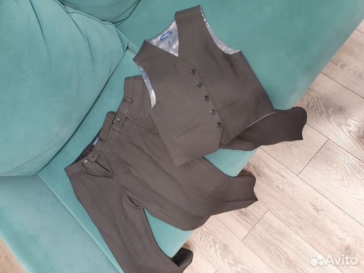 Школьная форма для мальчика 134 р