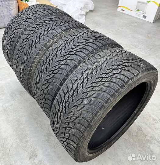 Nokian Tyres Hakkapeliitta R3 SUV 285/40 R22 113