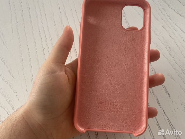 Чехол на айфон 11