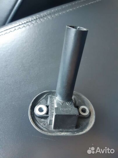 Направляющая лючка бензобака Touareg Cayenne