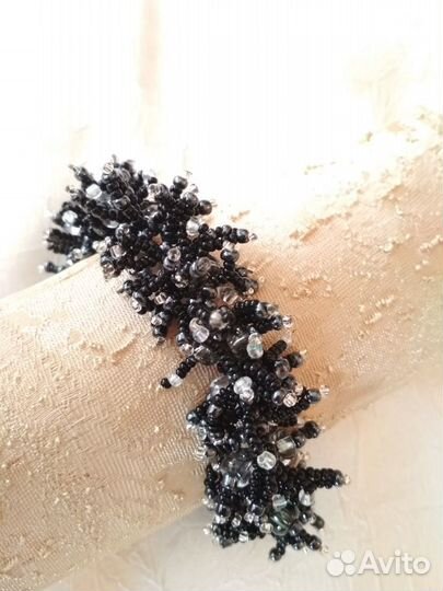 Браслеты из бисера и бусин