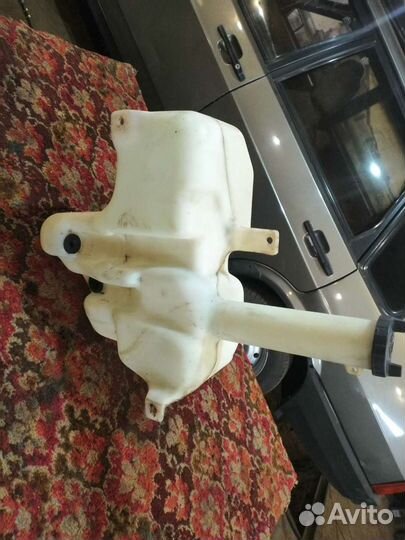 Бачок стекло-очистителя Ford Mondeo 1-2 1993-2000