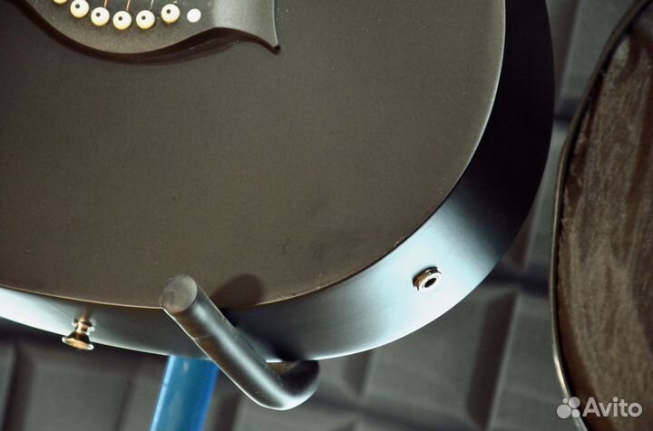 Акустическая гитара (электроакустическая)