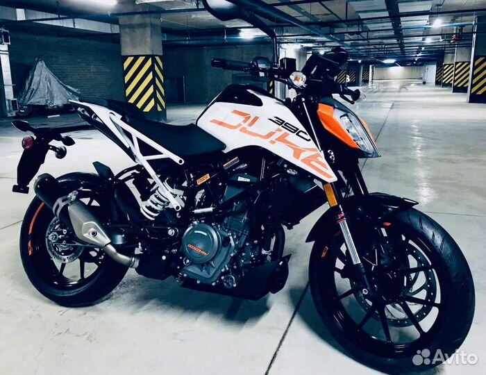 KTM 390 Duke. Пробег - 800 метров