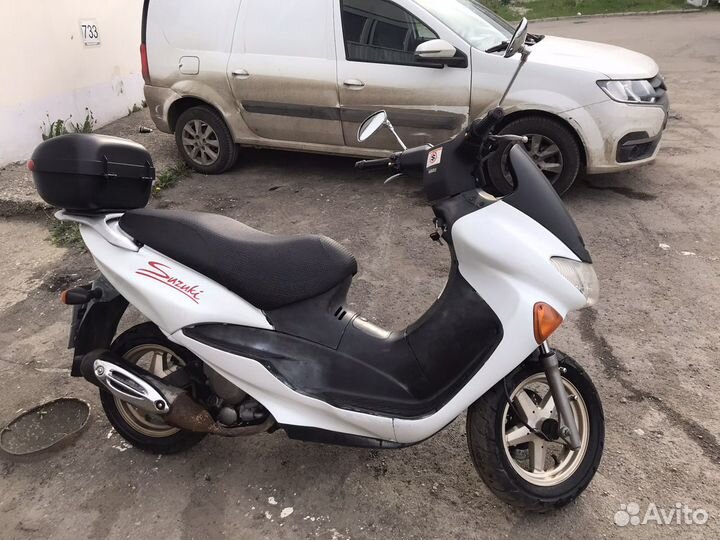 Скутер suzuki avenis 150