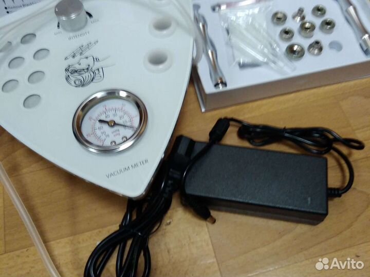 Аппарат для ухода за кожей