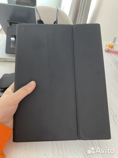 Чехол-клавиатура для iPad