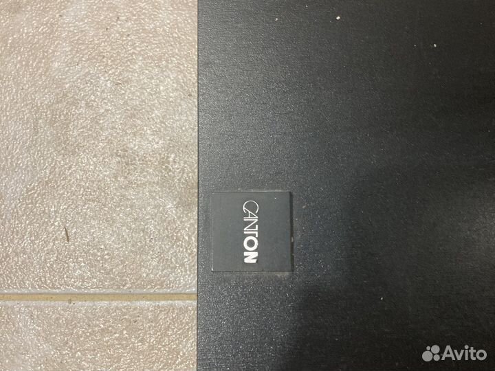 Подставки под колонки Canton