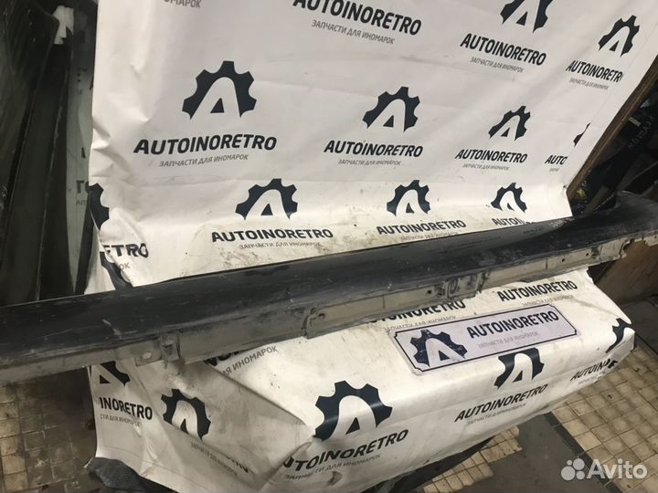 Накладка на порог Lexus. LS