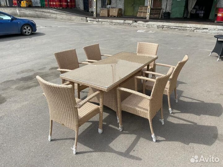 Обеденная группа Палермо из ротанга