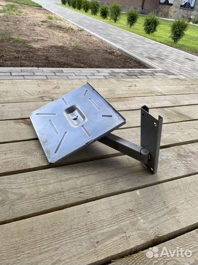 Кронштейн для телевизора