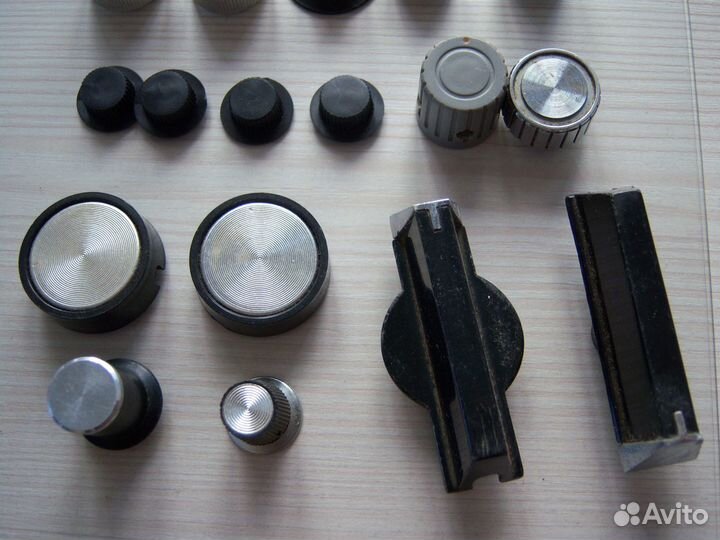 Ручки для аппаратуры времен СССР