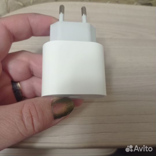 Зарядное устройство на iPhone