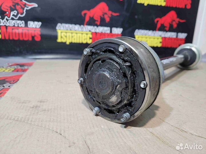 Полуось задняя (приводной вал, шрус) Audi RS Q3